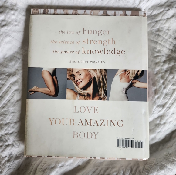 Body Book by Cameron Diaz - Picture 2 of 2